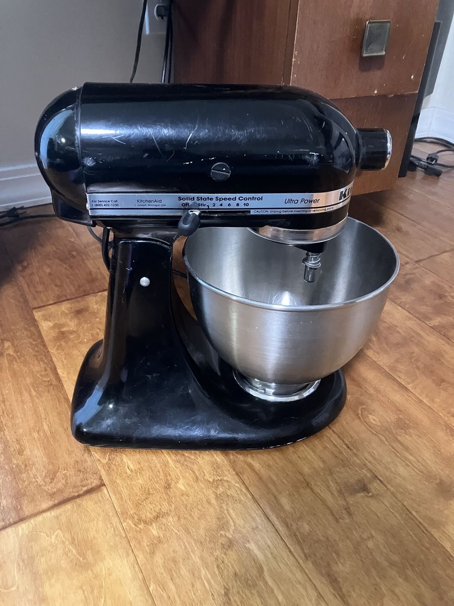 KitchenAid Ultra Power Stand Mixer - Black with Stainless Steel Bowl