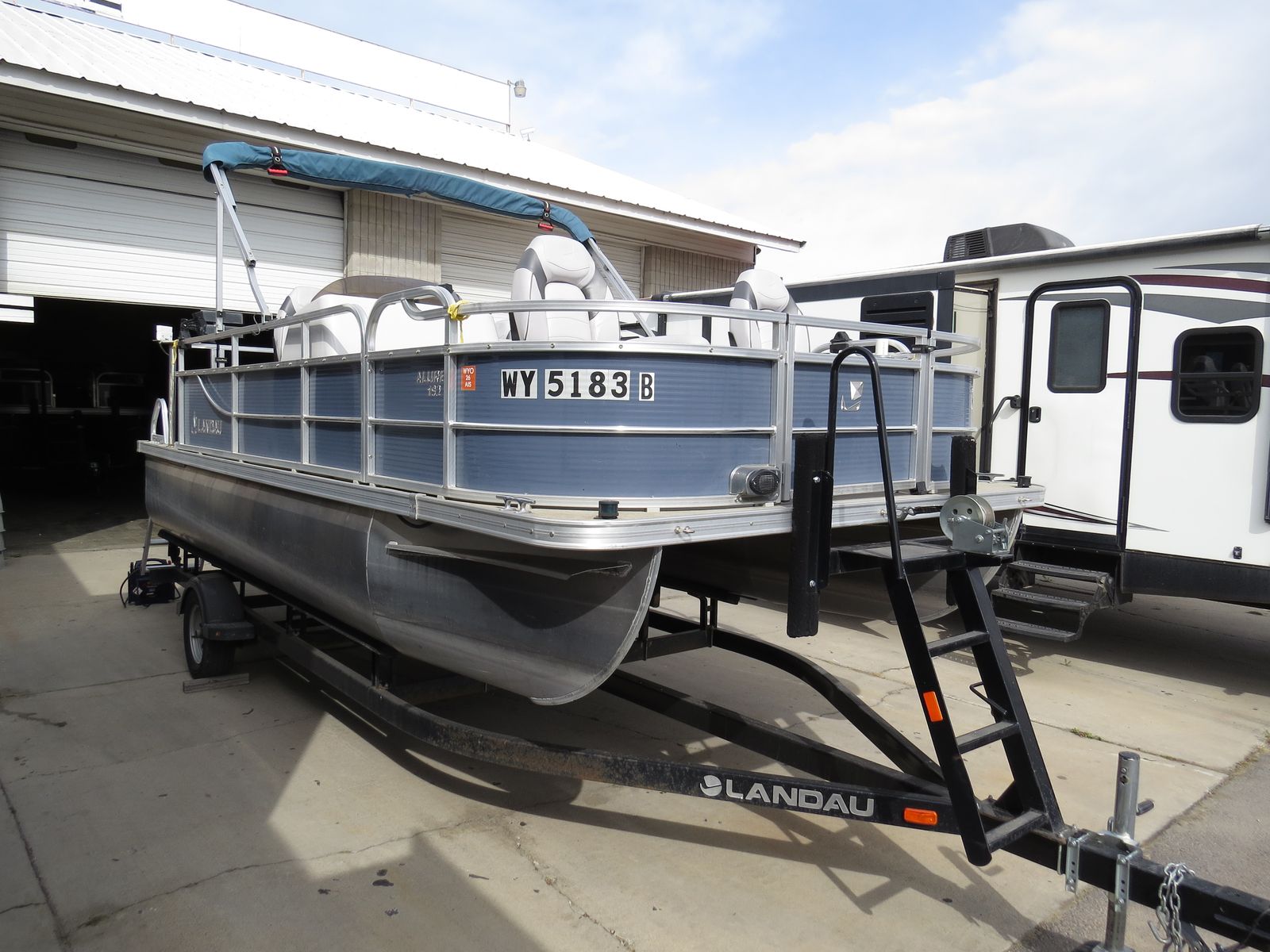 2019 Landau Alure 192 (Fishing Boat!)