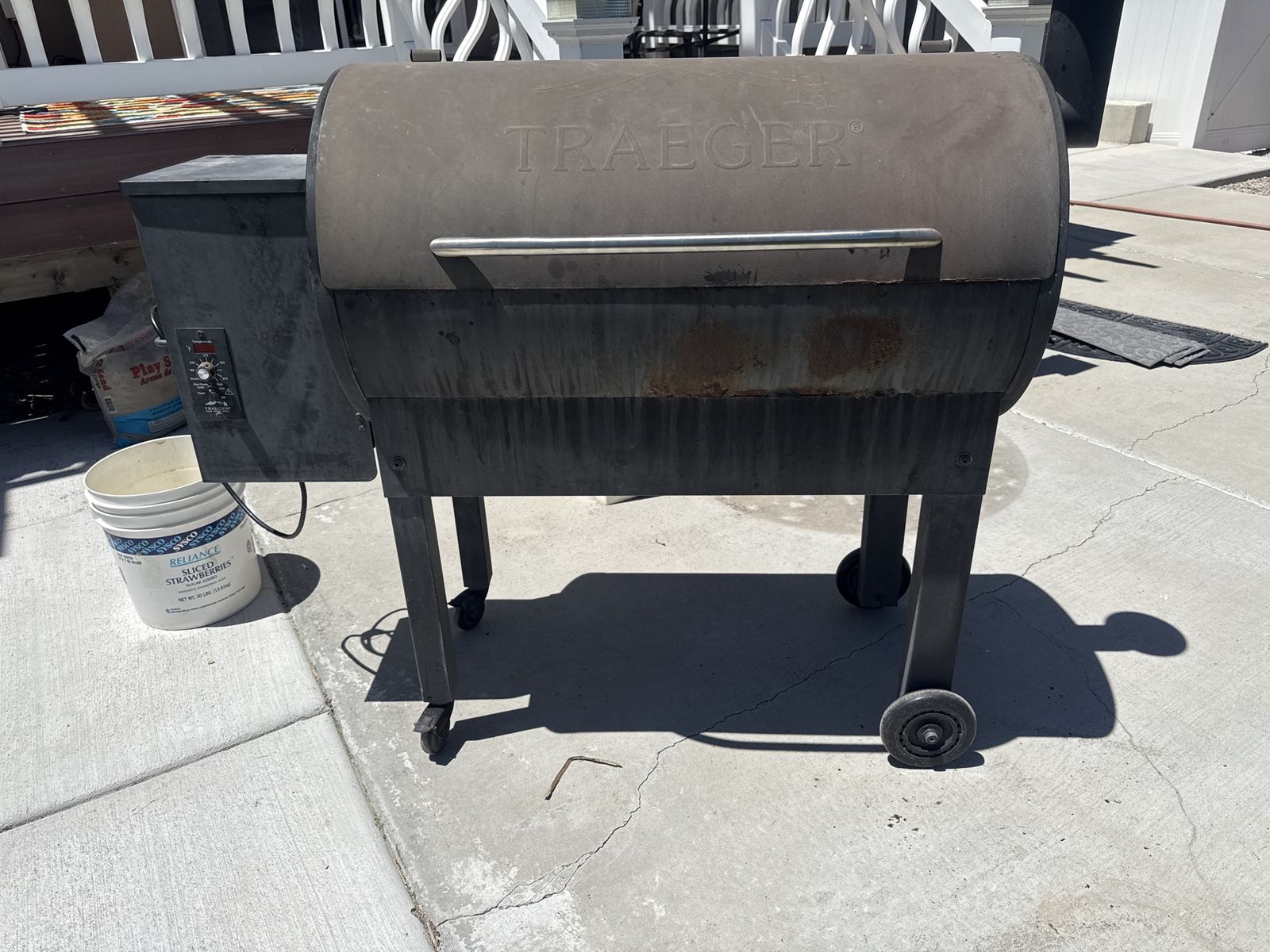 Used Traeger Smoker Pellet Grill - Great for BBQ & Smoking - Fair Condition