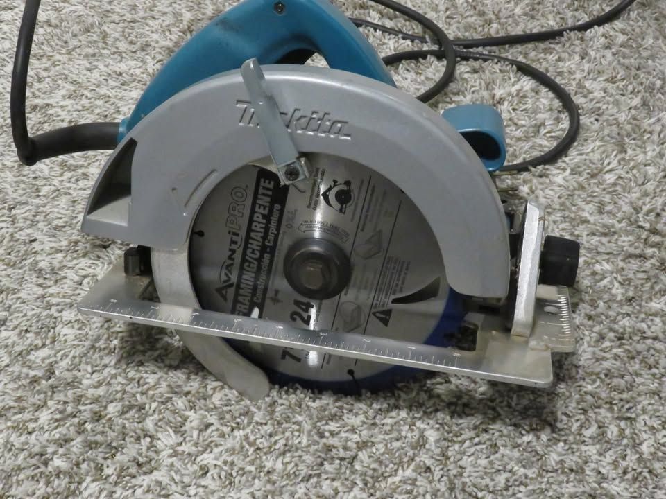 Makita Circular Saw