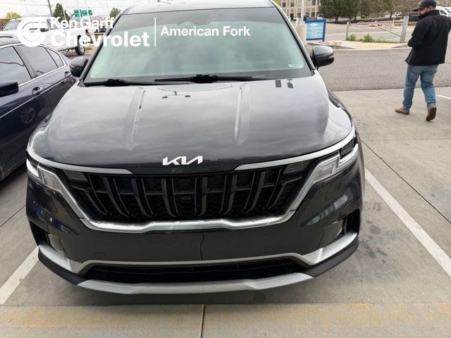 2022 Kia Carnival LX