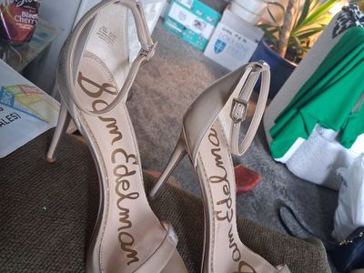 Sam Edelman Nude Patent Leather Ankle Strap High Heel Sandals Size 8.5
