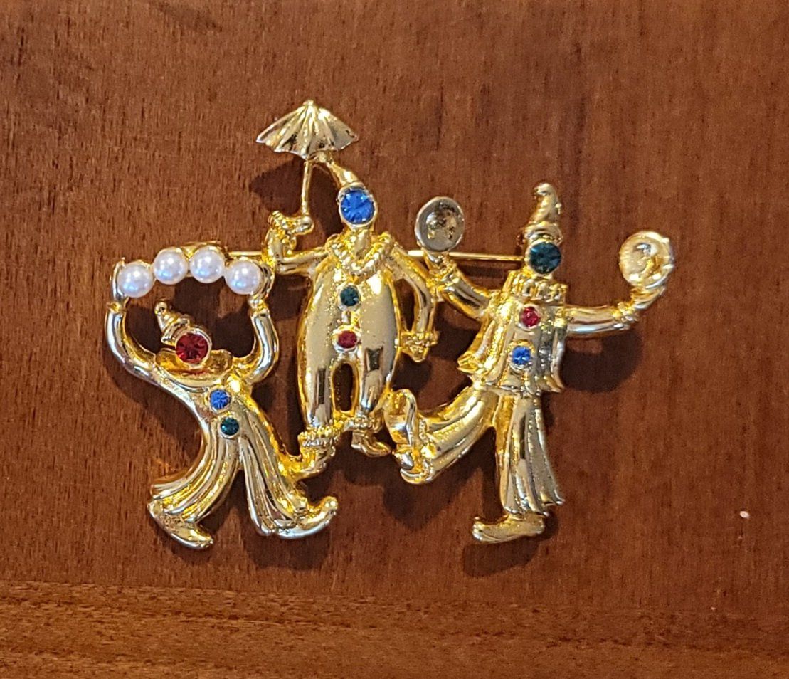 Vintage JJ Parade of Clowns Brooch Pin Gold Tone with Glass Rhinestones and Faux Pearls