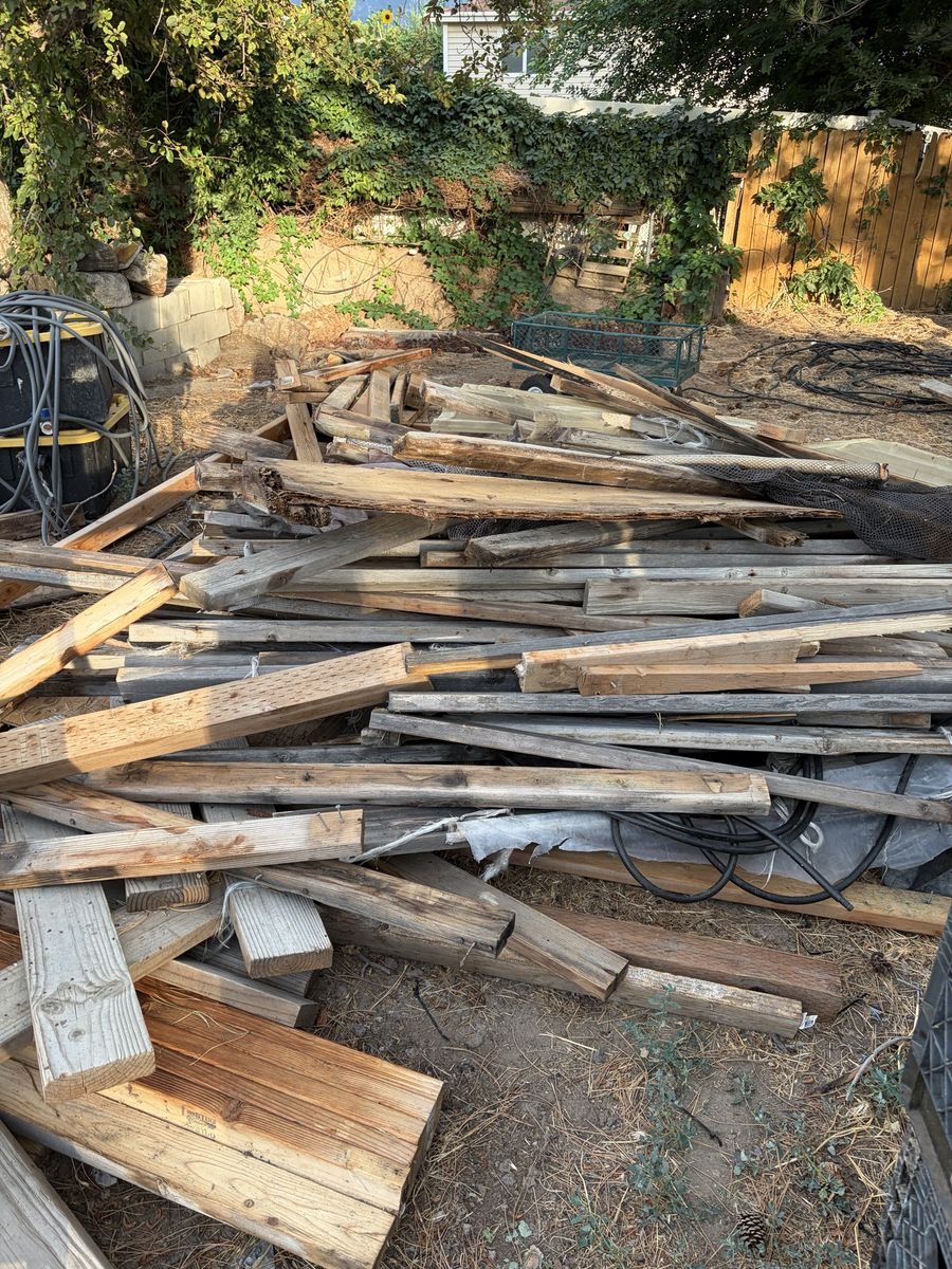 Free wood 