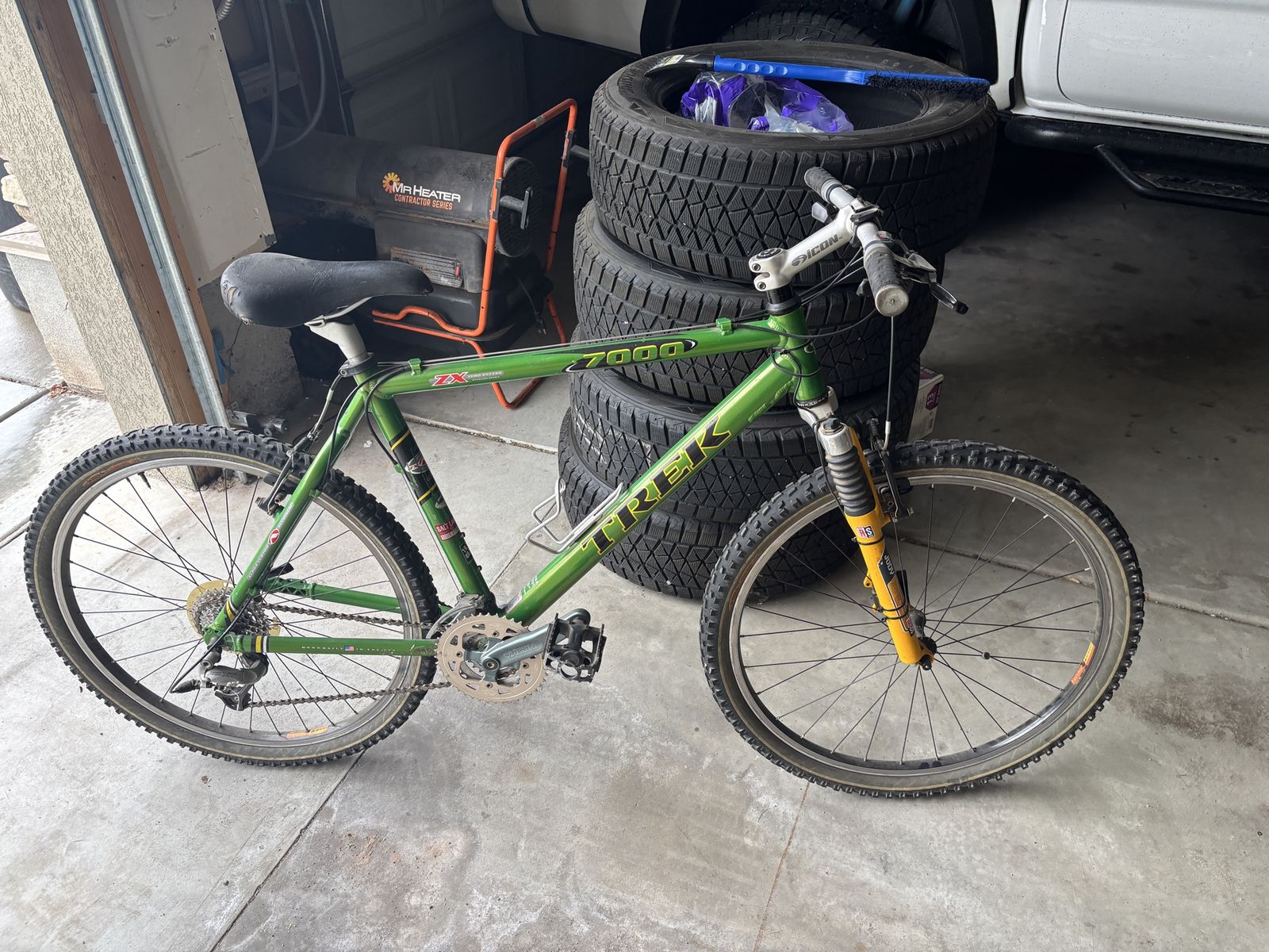 Vintage TREK 7000 Mountain Bike