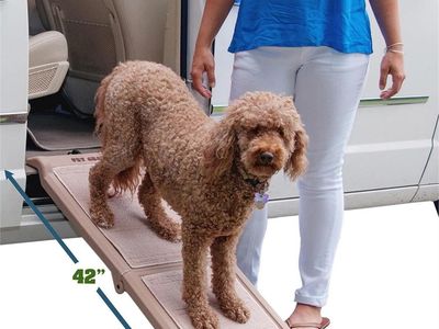 Pet Gear SupertraX Ramps, 42"x16" slight wear as seen in photos