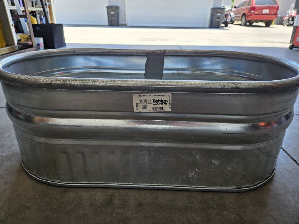 Behlen Country Galvanized Steel Oval Stock Tank Water Trough 60in x 24in x 17in