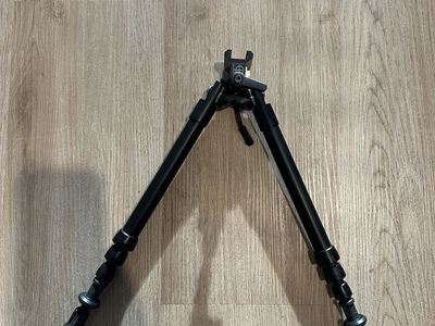 Hatch out west bipod gen 1