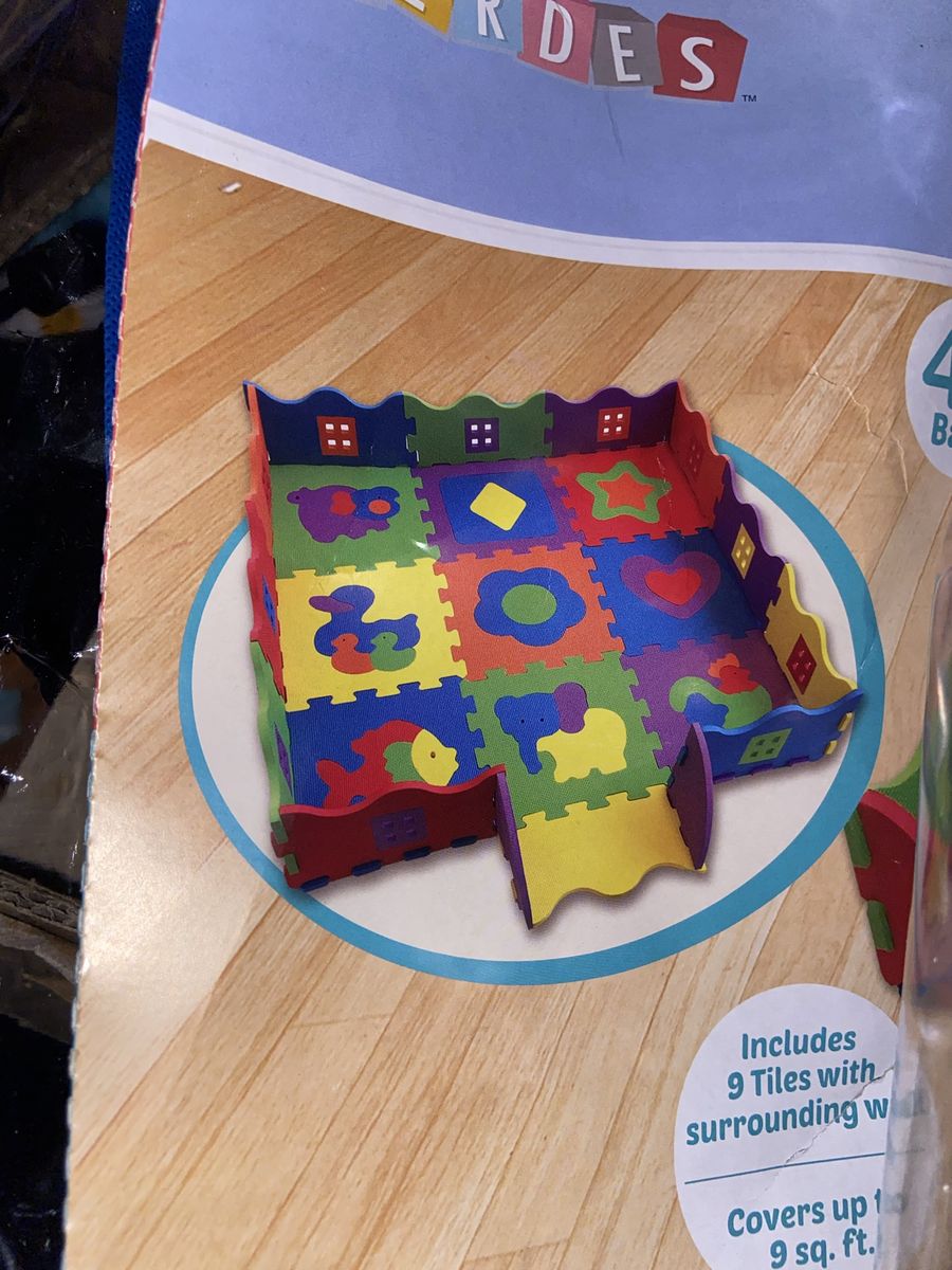 Foam activaty floor tile