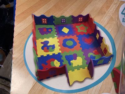 Foam activaty floor tile