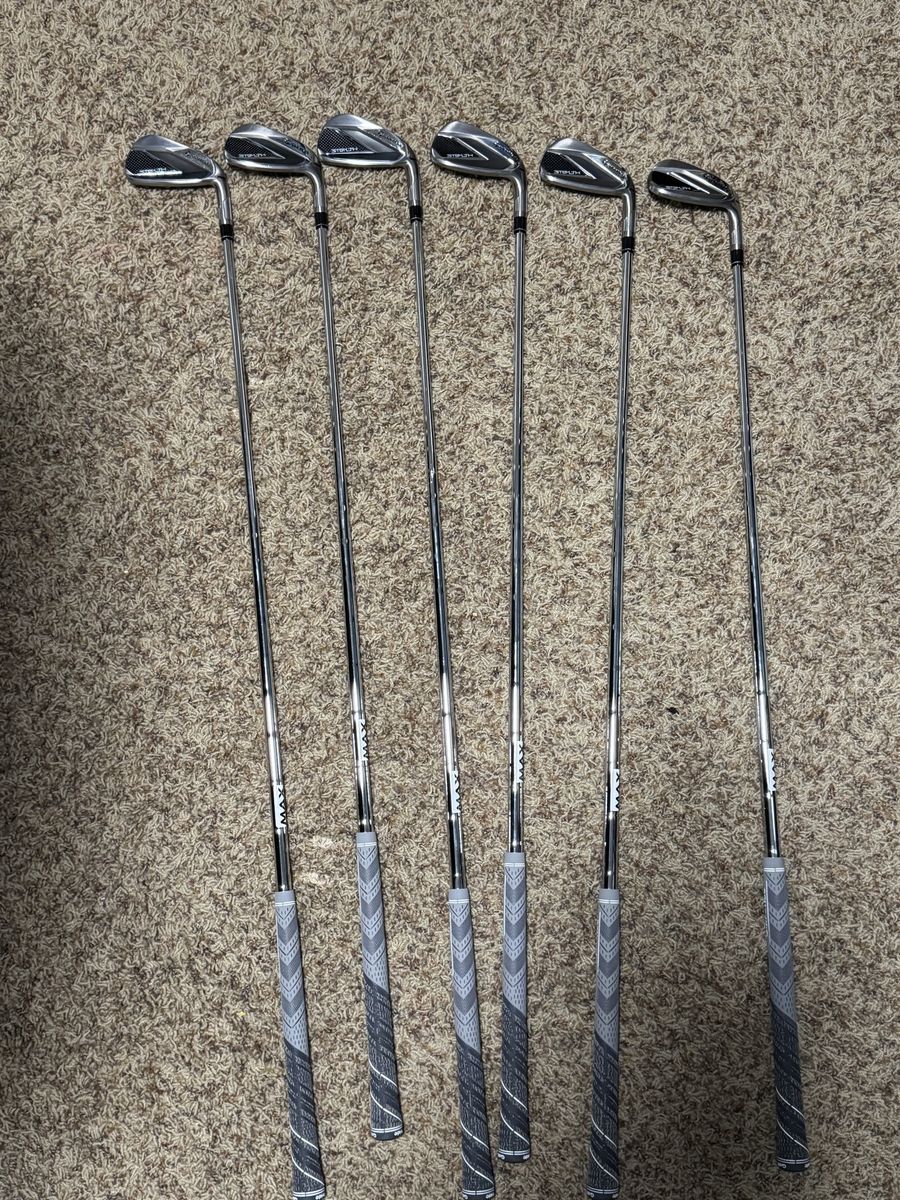 TaylorMade Stealth Irons