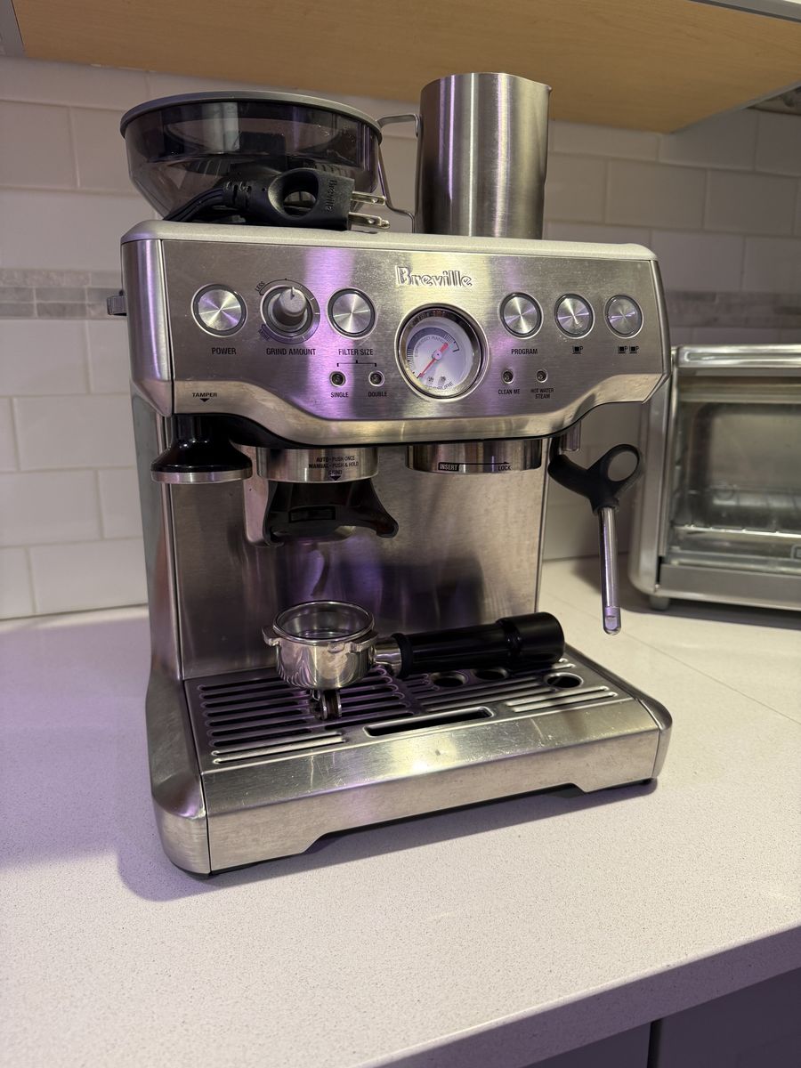 Breville Barista Express Espresso Machine