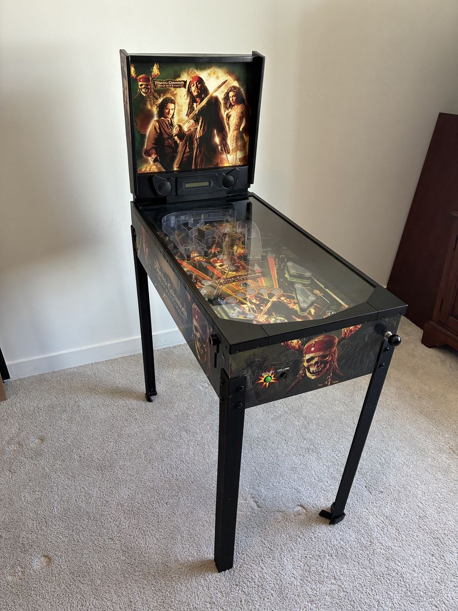 Pirates of the Caribbean-Dead Man's Chest Pinball Machine