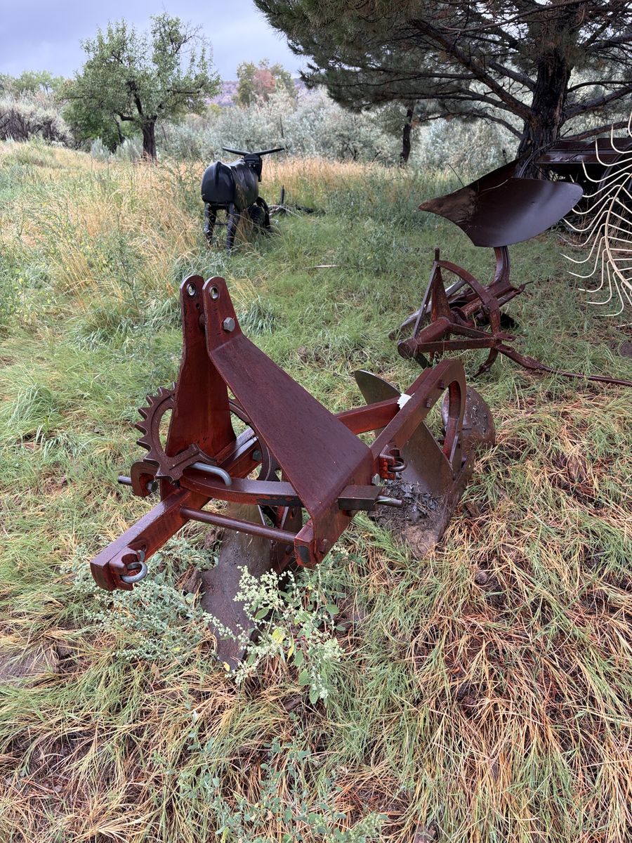 Tractor Moldboard Plow 