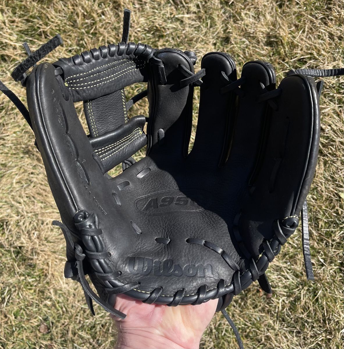 Wilson 11.5 in. Baseball Glove