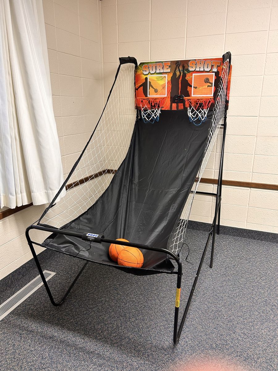 Basketball shooting game
