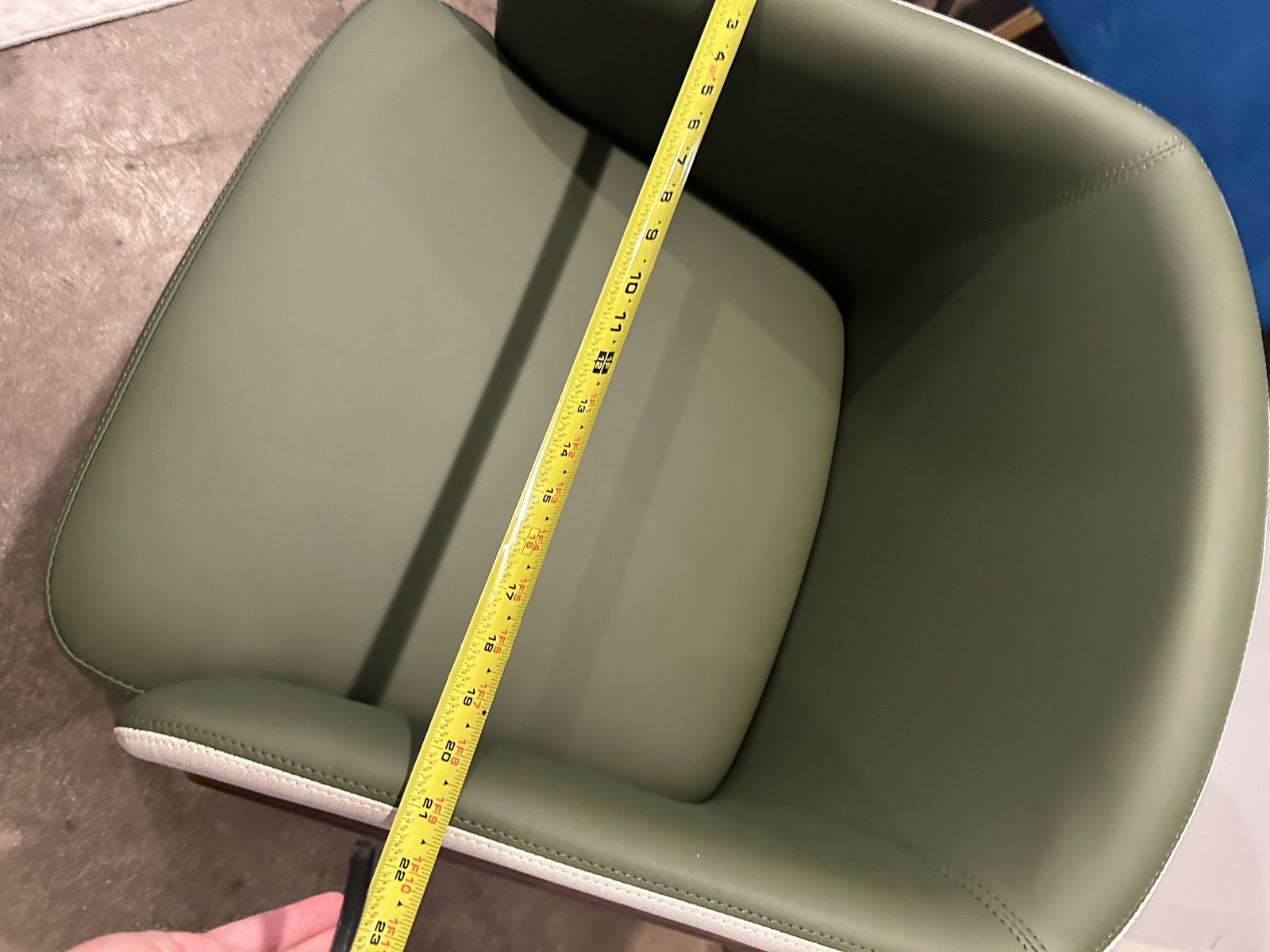 Main image 5