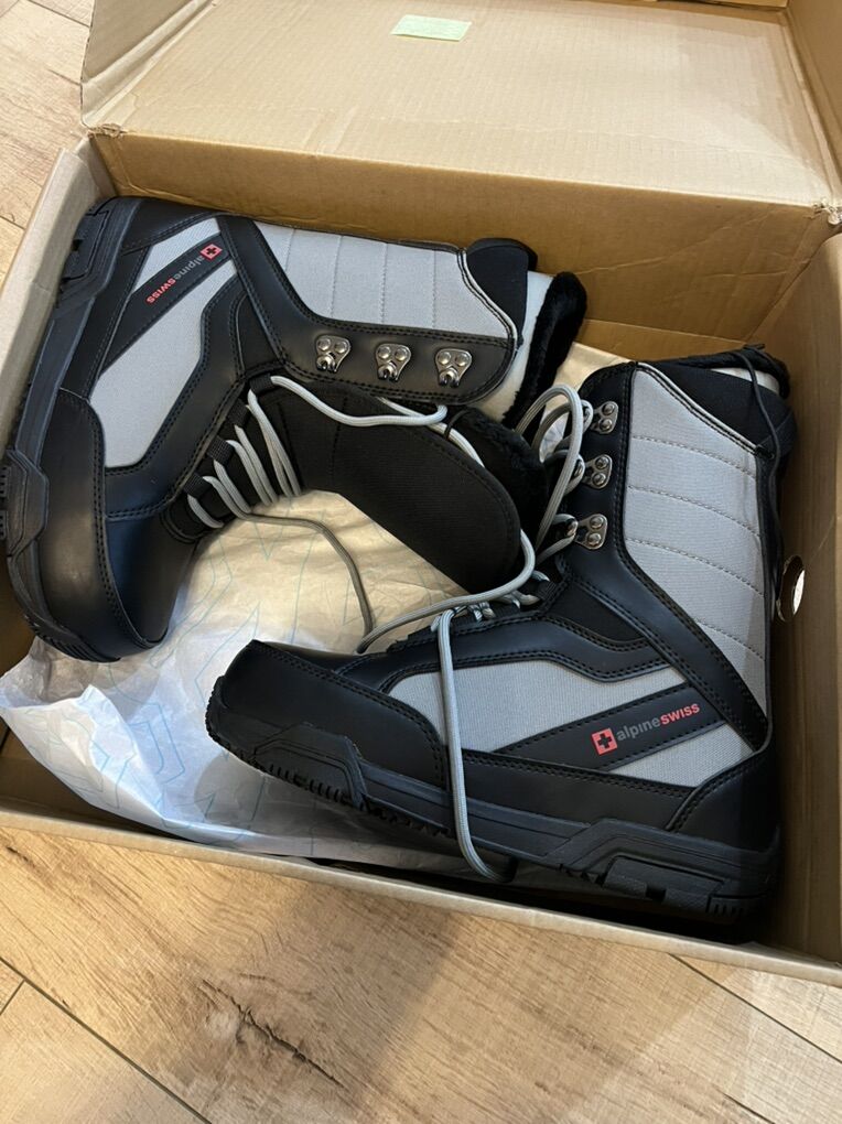 NEW! Alpine Swiss Men's Snowboard Boots