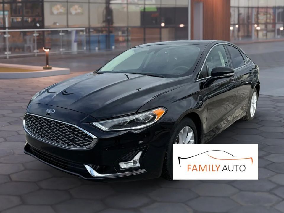 2020 Ford Fusion Energi Titanium
