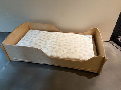 Modern toddler bed and Kolcraft mattress