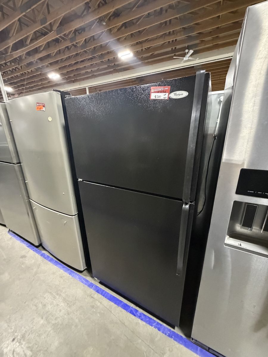 BIG SAVINGS NOW! WHIRLPOOL TOP AND BOTTOM FRIDGE