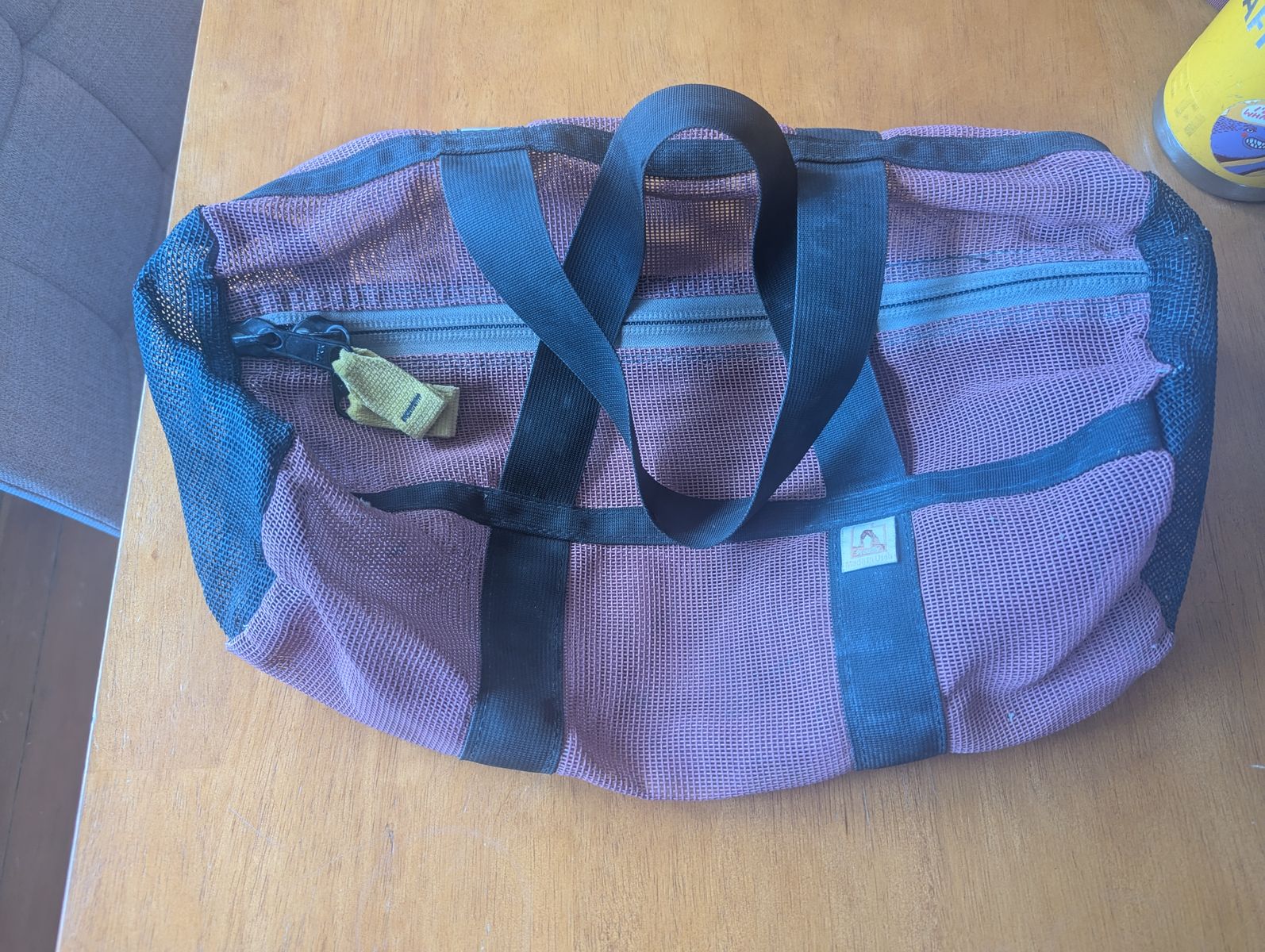 Small mesh gear bag/rig bag