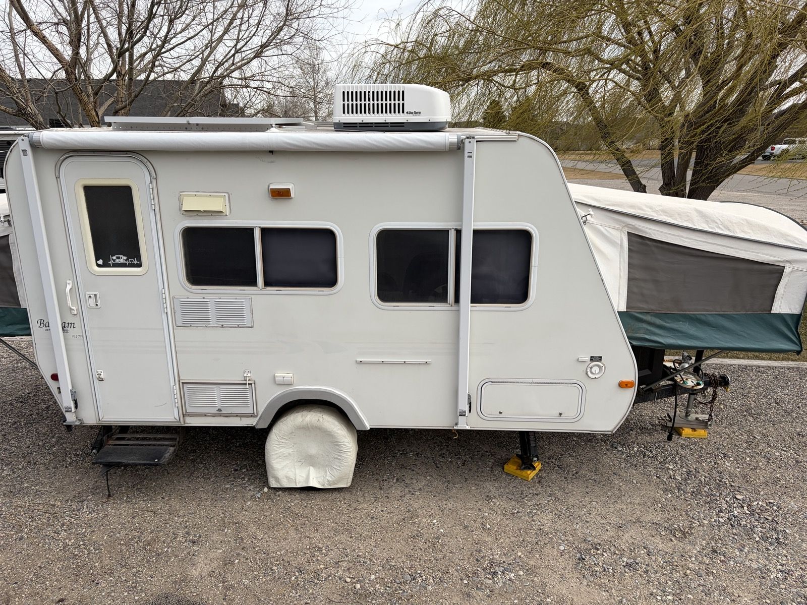 2001 Trail Lite Bantam Hybrid Travel Trailer