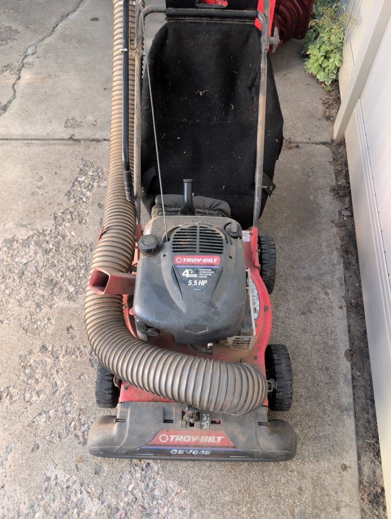 Troy-Bilt CSV 035 4-in-1 Chipper Shredder Vacuum 5.5 HP