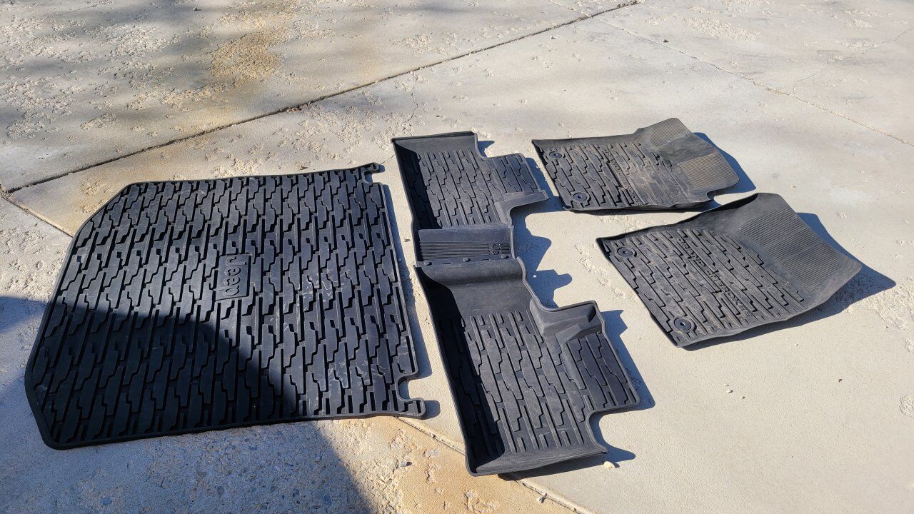 2017 Jeep floor mats and more