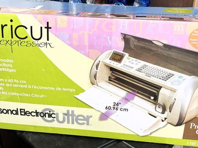 Cricut Expressions