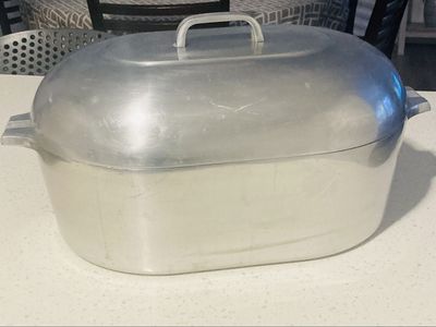 VINTAGE Magnalite GHC Roaster Aluminum w/Lid, 17 Quart