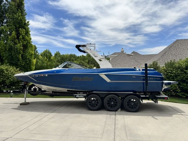 2018 Malibu Wakesetter 24 MXZ – Monsoon 450 – Only 280 Hours – Excellent Condition
