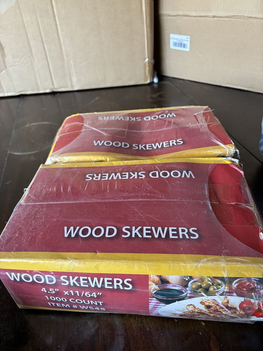 New wood Wooden Skewers 4.5" x 11/64" 1987 count - Item # WS45