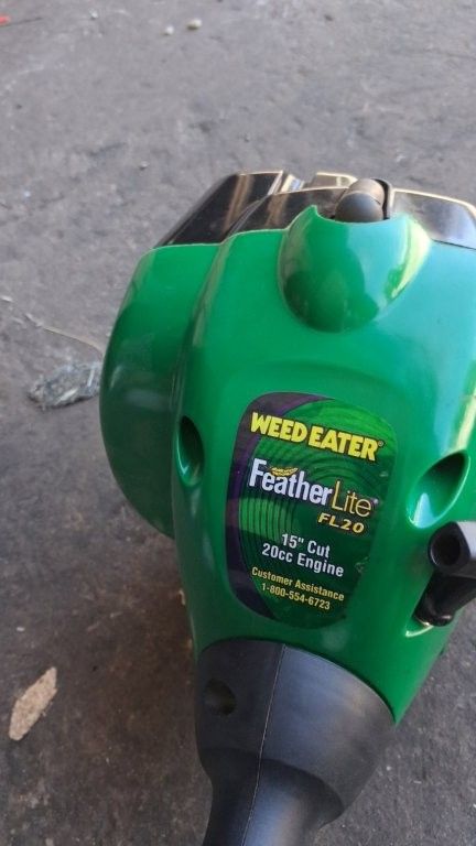 Weedeater string trimmer
