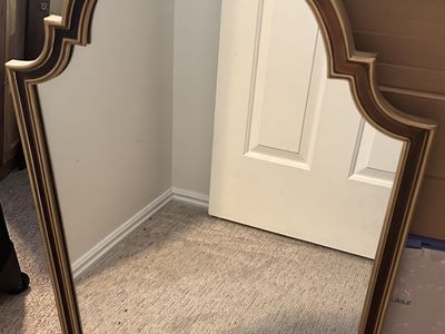 Gorgeous Heavy Duty Vintage Mirror W/ Sculpted Gold Frame!