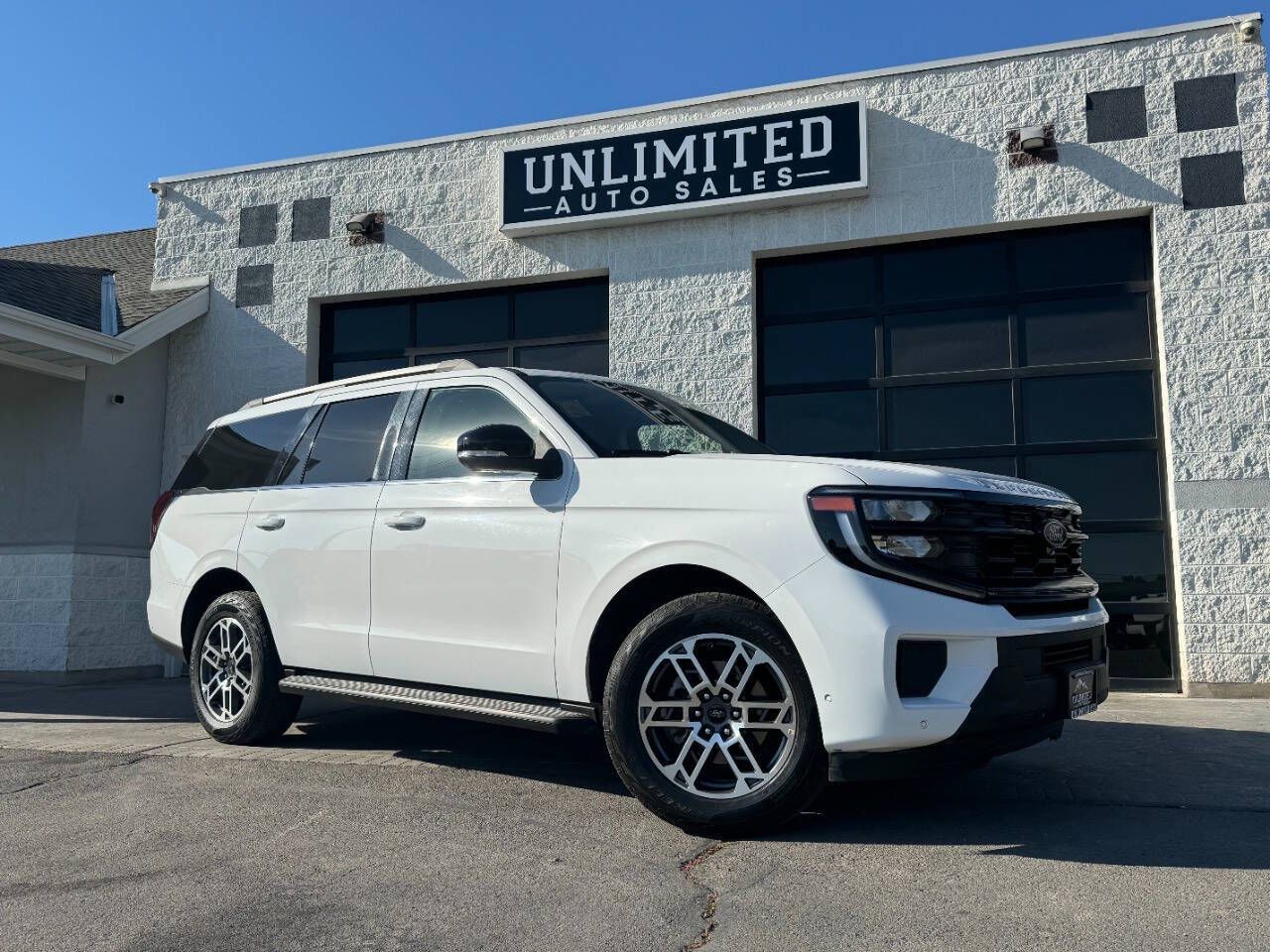 2025 Ford Expedition Active