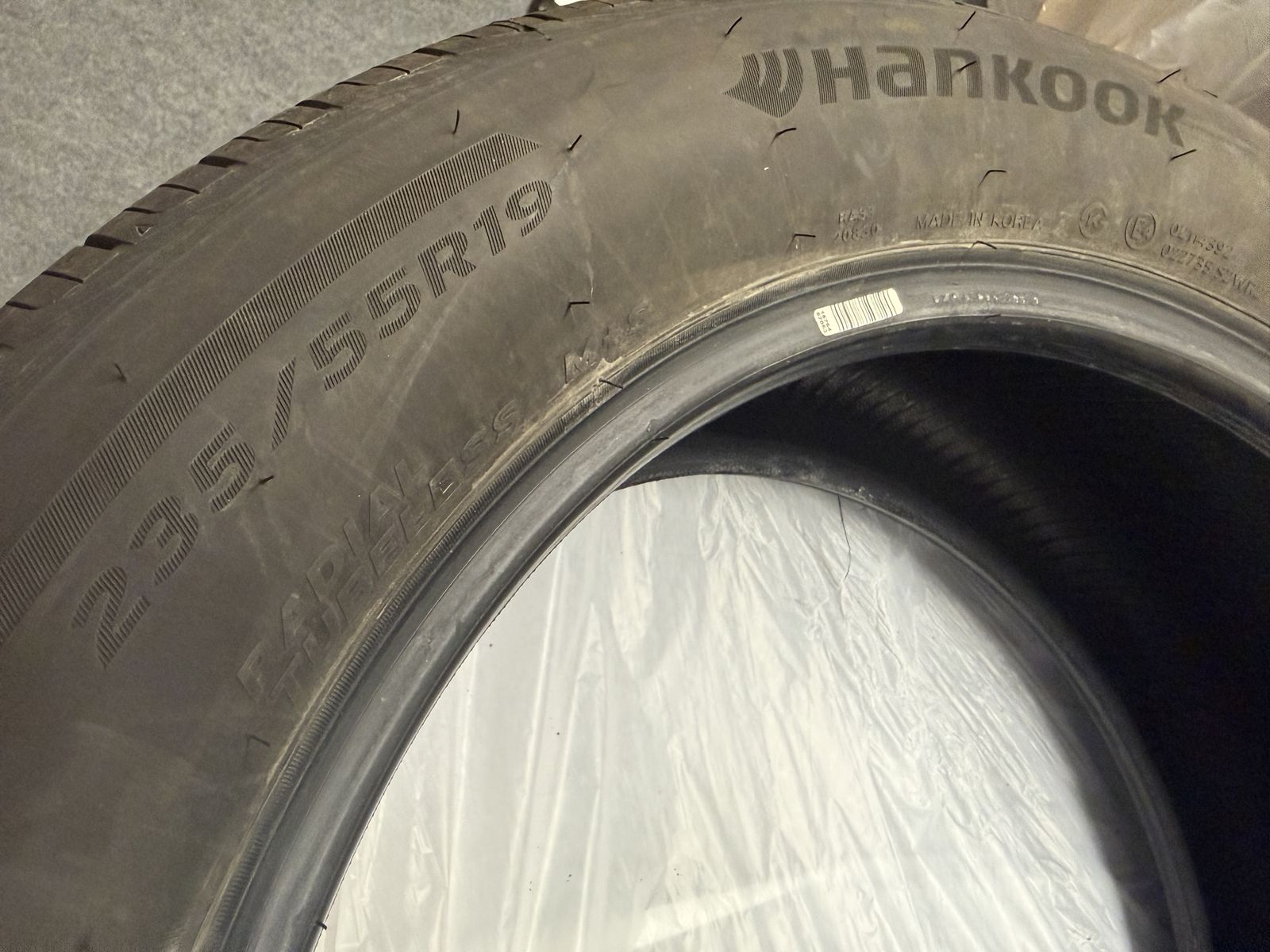 Hankook Dynapro HP2 235 55 19 101H Radial Tire (set of 4)