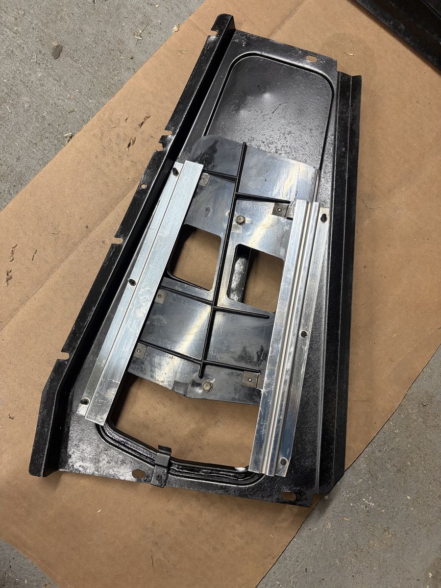 Main image 4