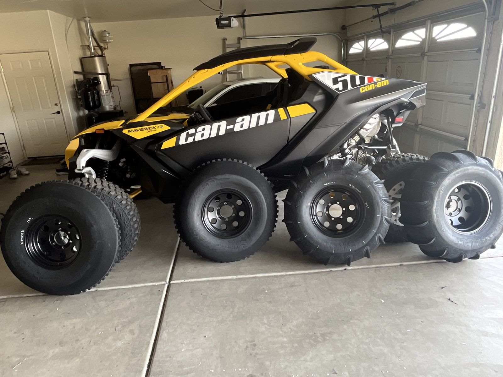 2024 Canam Maverick R