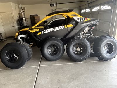 2024 Canam Maverick R