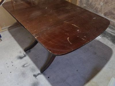 Duncan 5 Dining Room Table