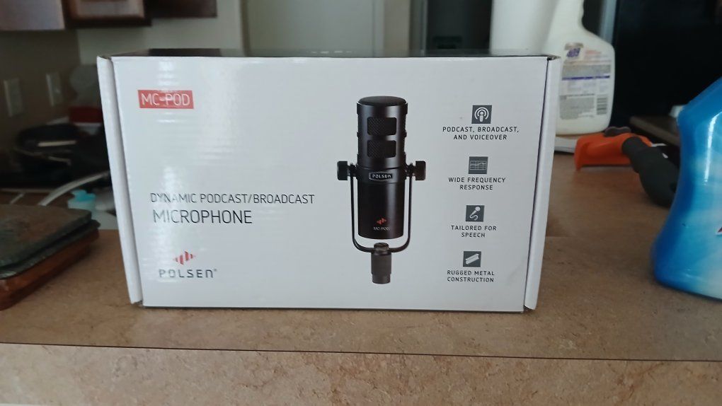 Polsen Dynamic Podcast/Broadcast Microphone