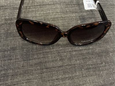 TAHARI Women’s Oversized Tortoise Shell Sunglasses
