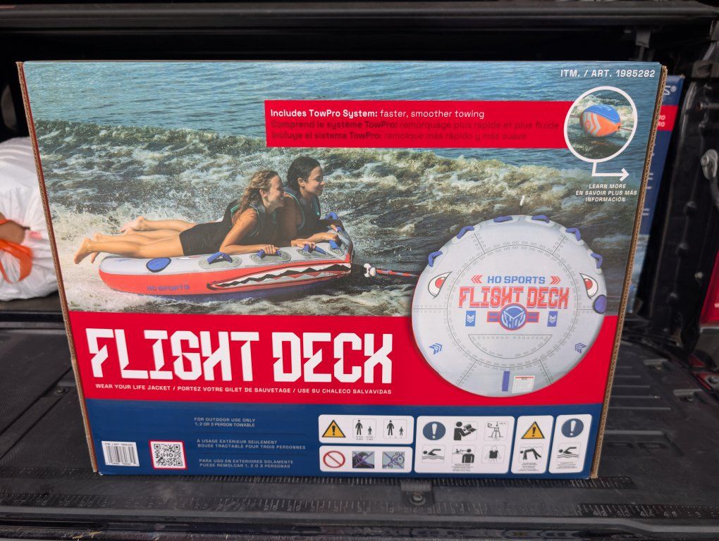HO Sports Flight Deck 1-3 Person Towable Tube with TowPro Rope System
