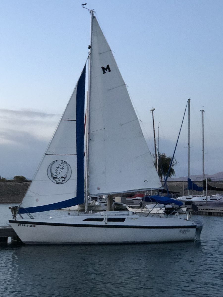 1990 MacGregor 26S sailboat