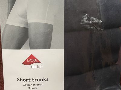 New! H&M Men's Short Trunks 3-Pack, Cotton Stretch, LYCRA xtra life, US Size L, Black