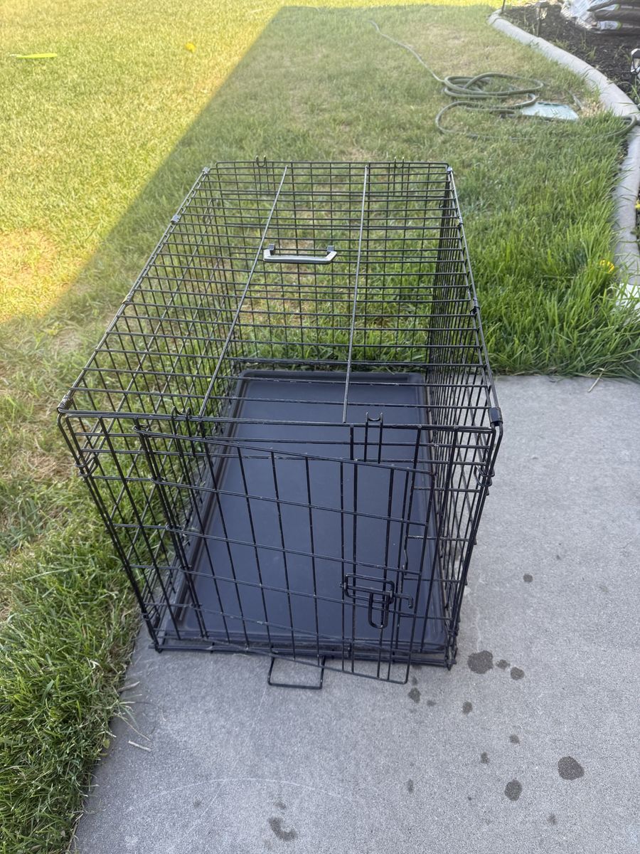 Dog crate