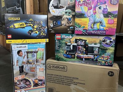 NEW: Kidkraft, LEGO, FurReal Toys