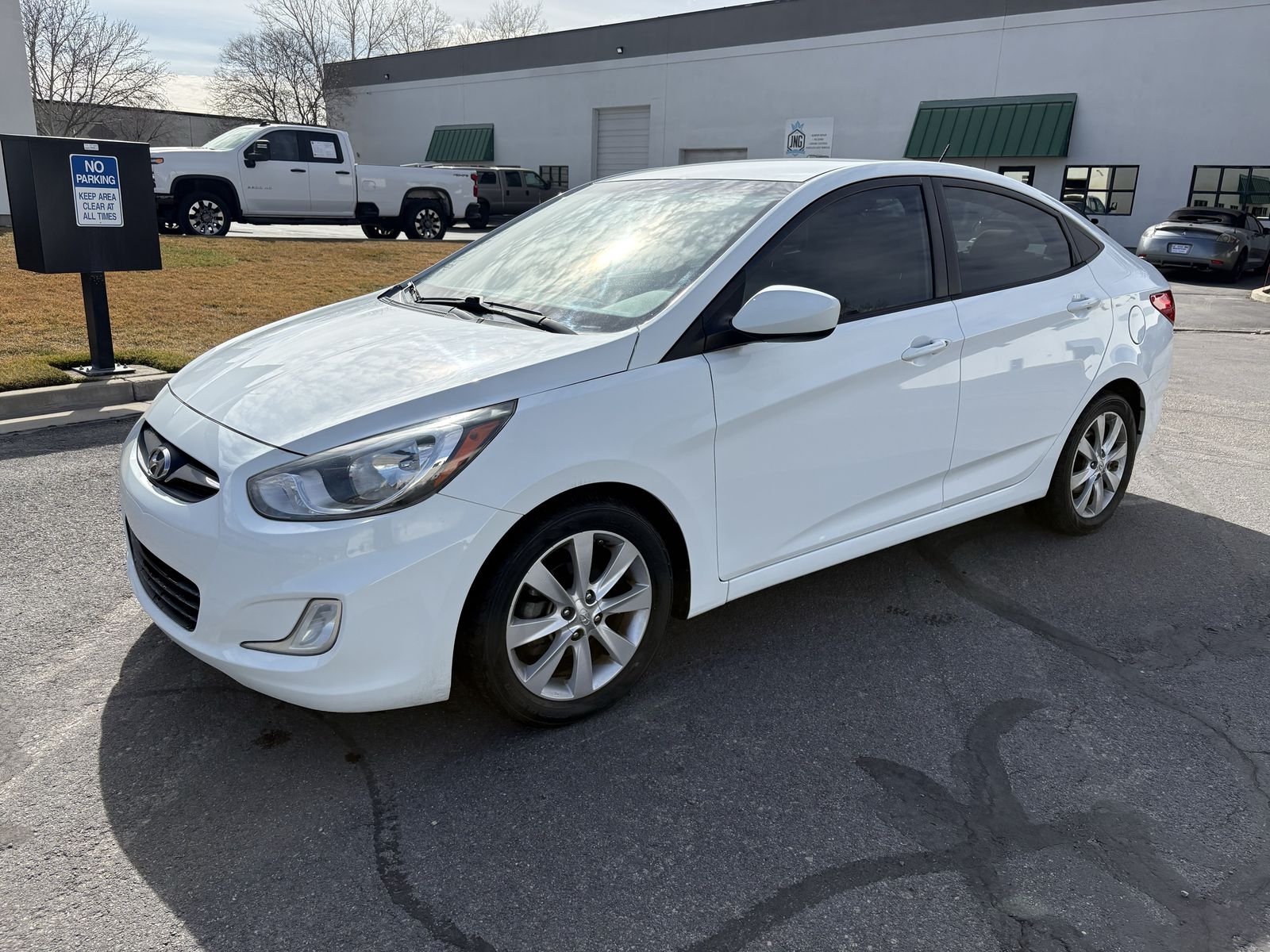 2012 HYUNDAI ACCENT GLS