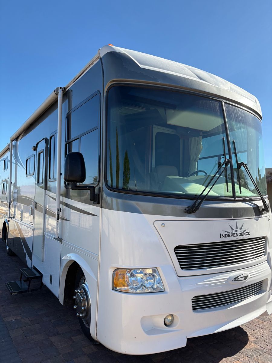 Gulf Stream Independence Class A Motorhome - $31K OBO